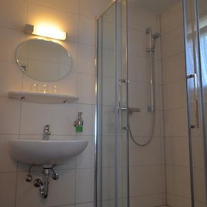 Classic Zimmer mit Kingsize-Bett